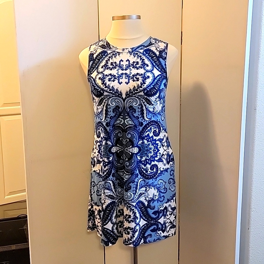 Cute Sleeveless ABSTUDIO Dress Blue/White Floral Size 12